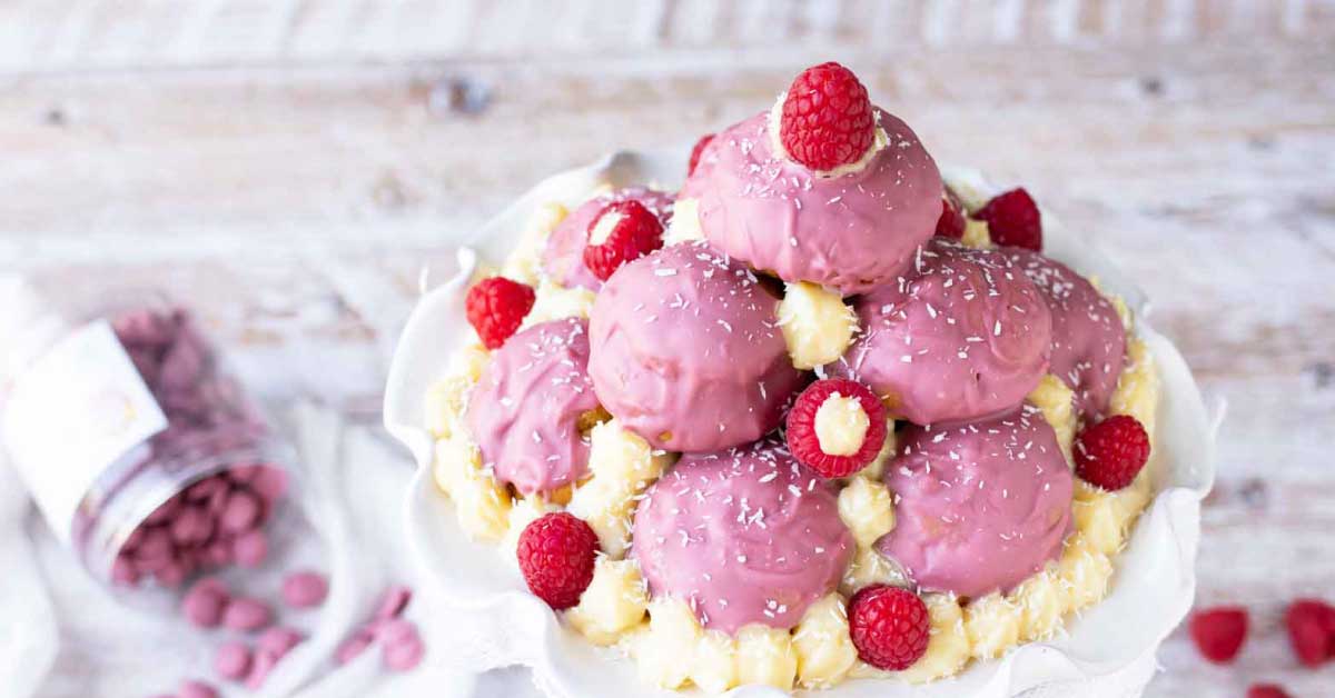 Piramide bignè ricoperti con cioccolato rosa, Nonna Anita